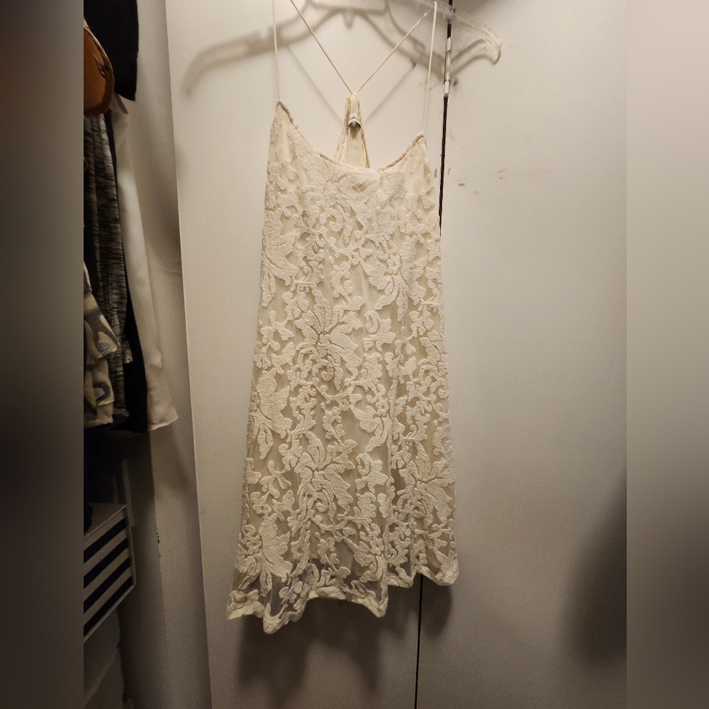 Short white dress